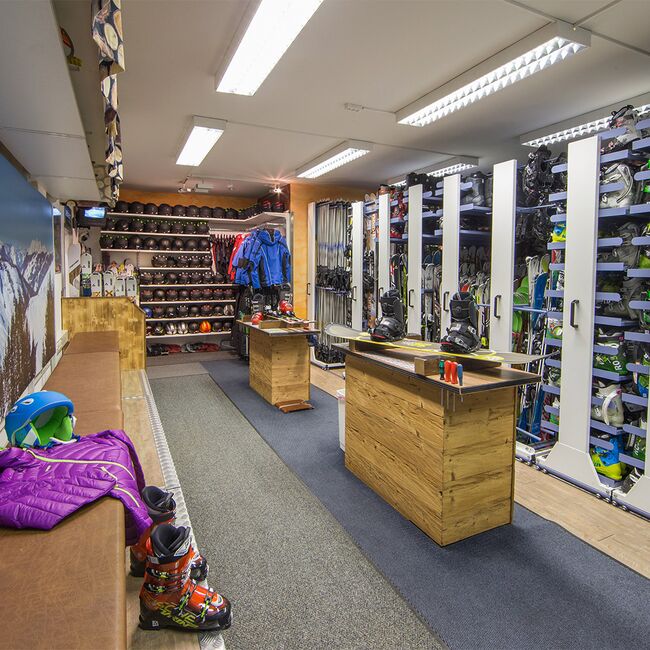 Vår Skidshop i Zell am See