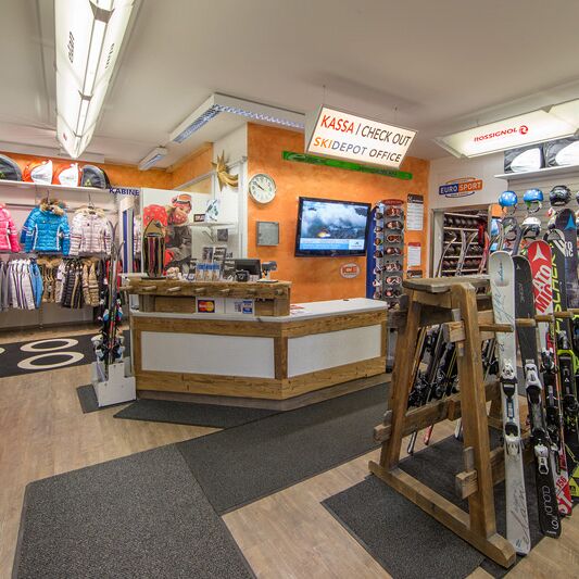 Onze skishop in Zell am See